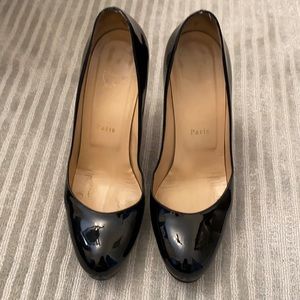 Authentic Christian Louboutin patent black heels 39.5